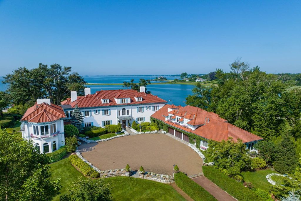 Kathie Lee Gifford’s Connecticut Estate Hits the Market for $100M