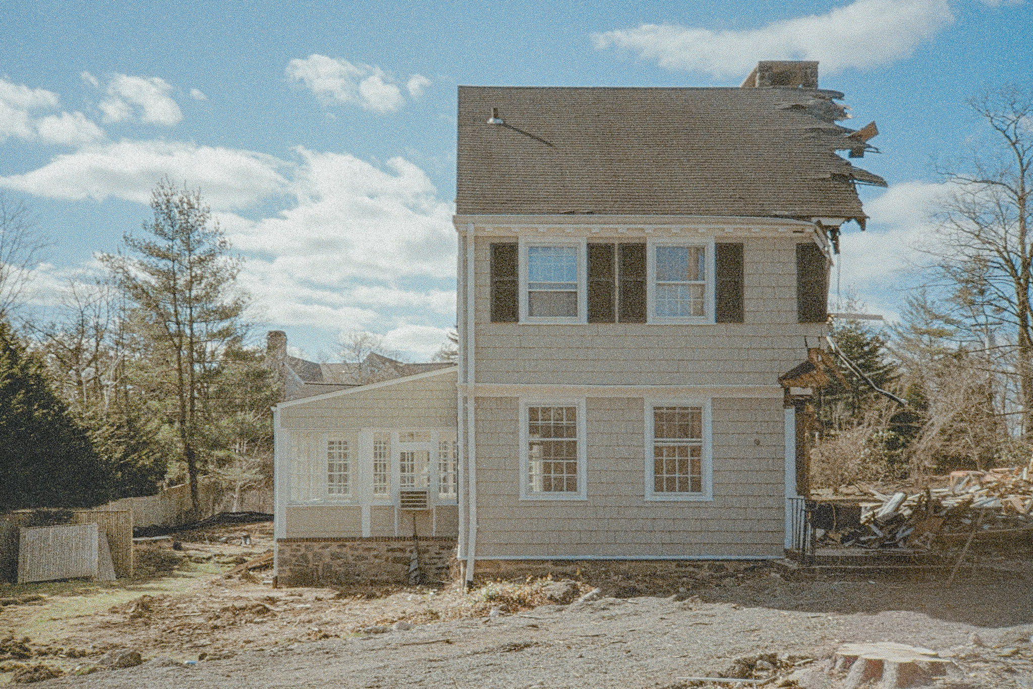 (PHOTO: Half a House. A home in Rye undergoing a complete renovation. By Markus Peters.)