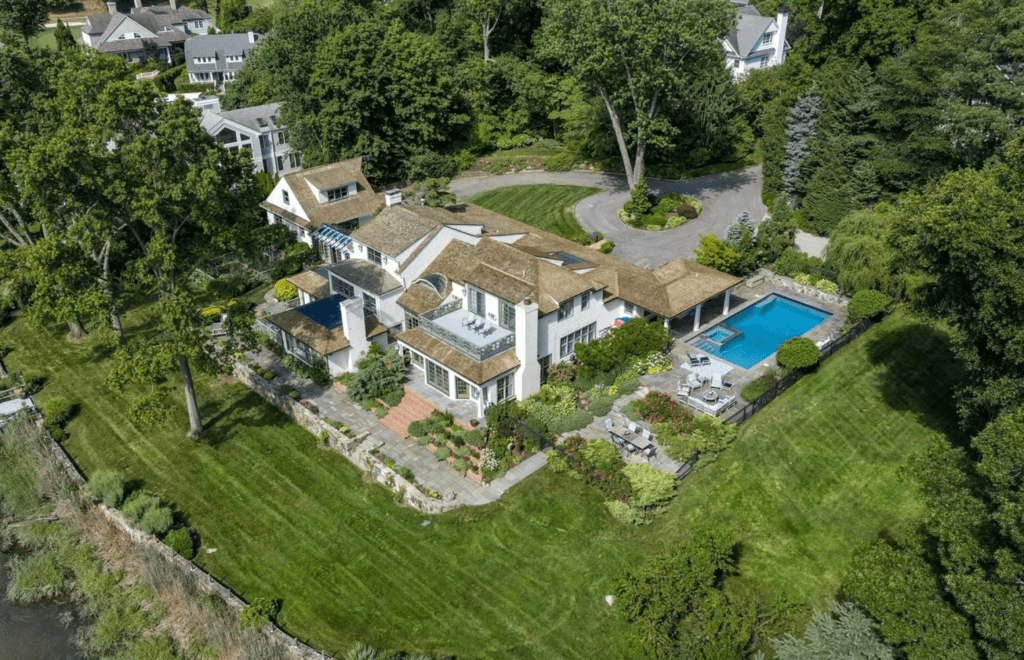 87 Hix Avenue, Rye