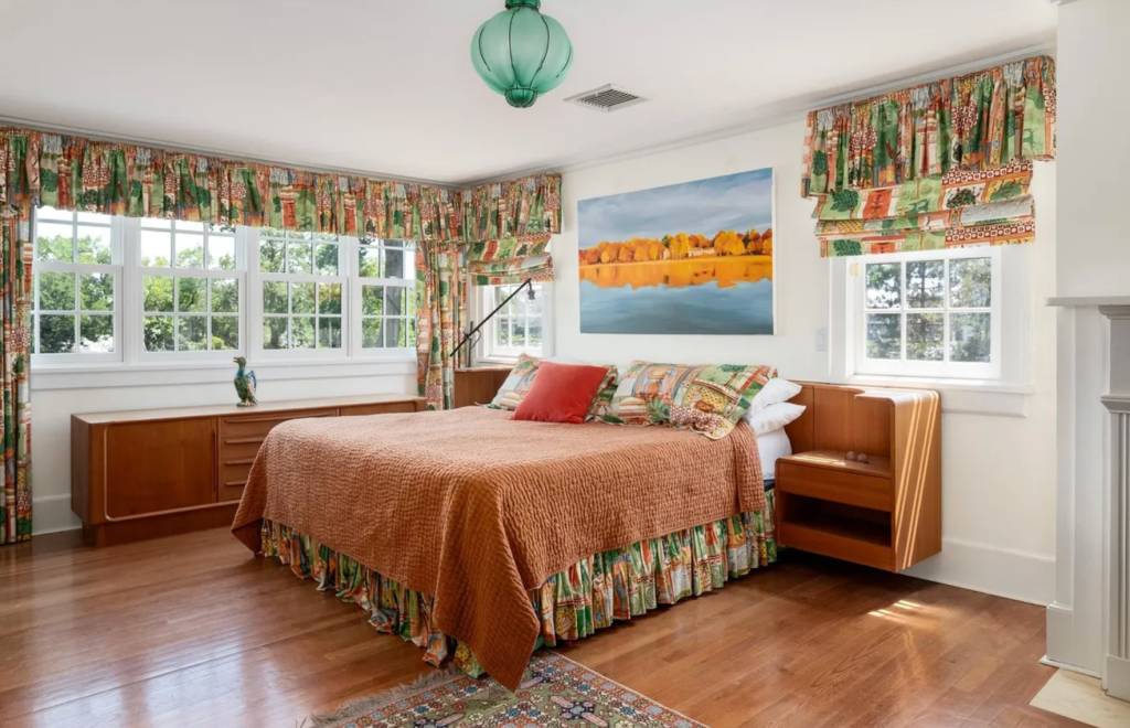 87 Hix Avenue, Rye