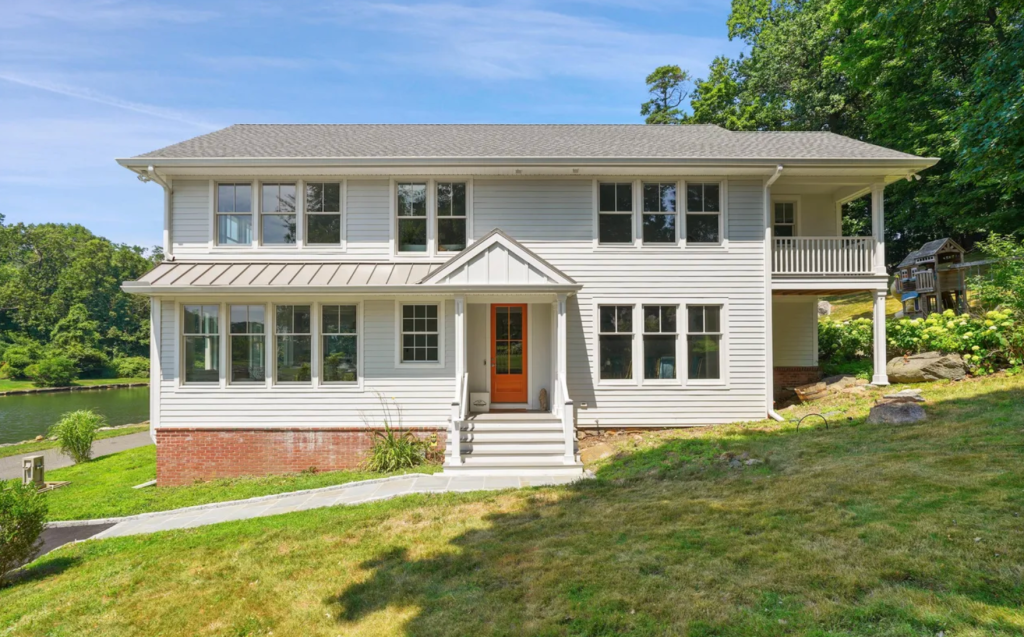 31 Meadow Wood Drive, Greenwich