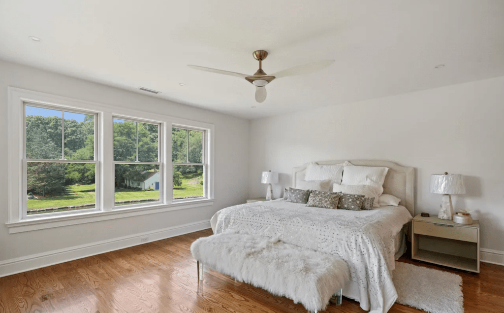 31 Meadow Wood Drive, Greenwich