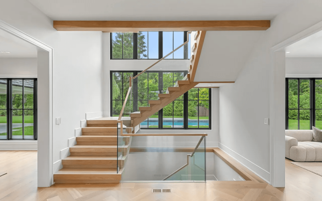 7 Parsonage Road, Greenwich