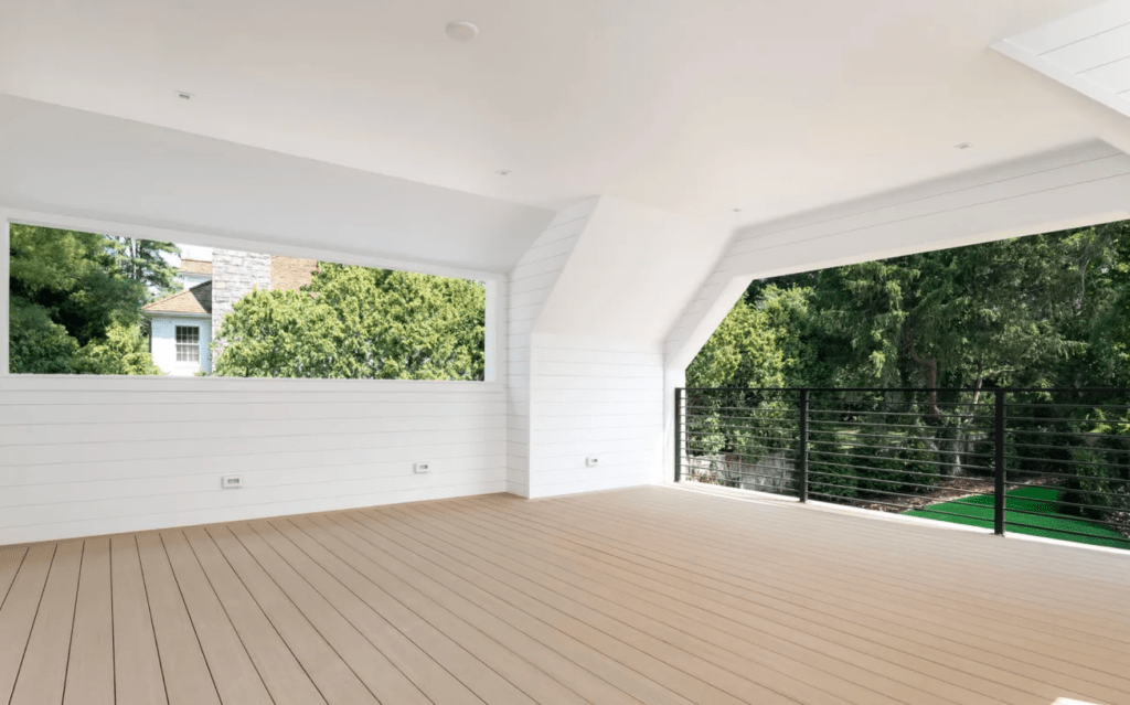 7 Parsonage Road, Greenwich