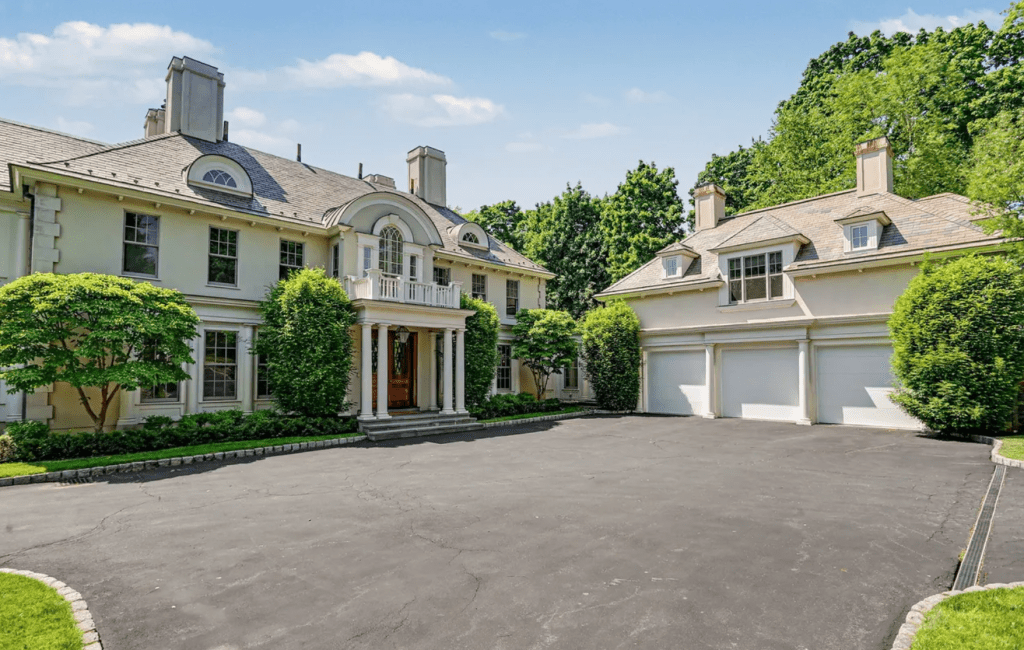 55 Calhoun Drive, Greenwich