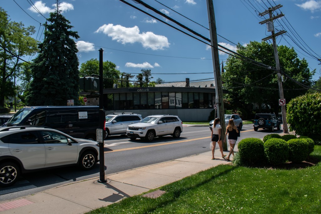 Exterior photo of nak