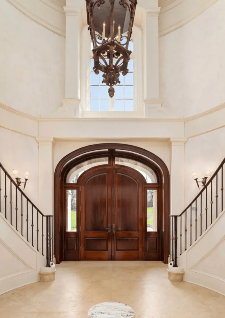 524 Lake Ave, Greenwich