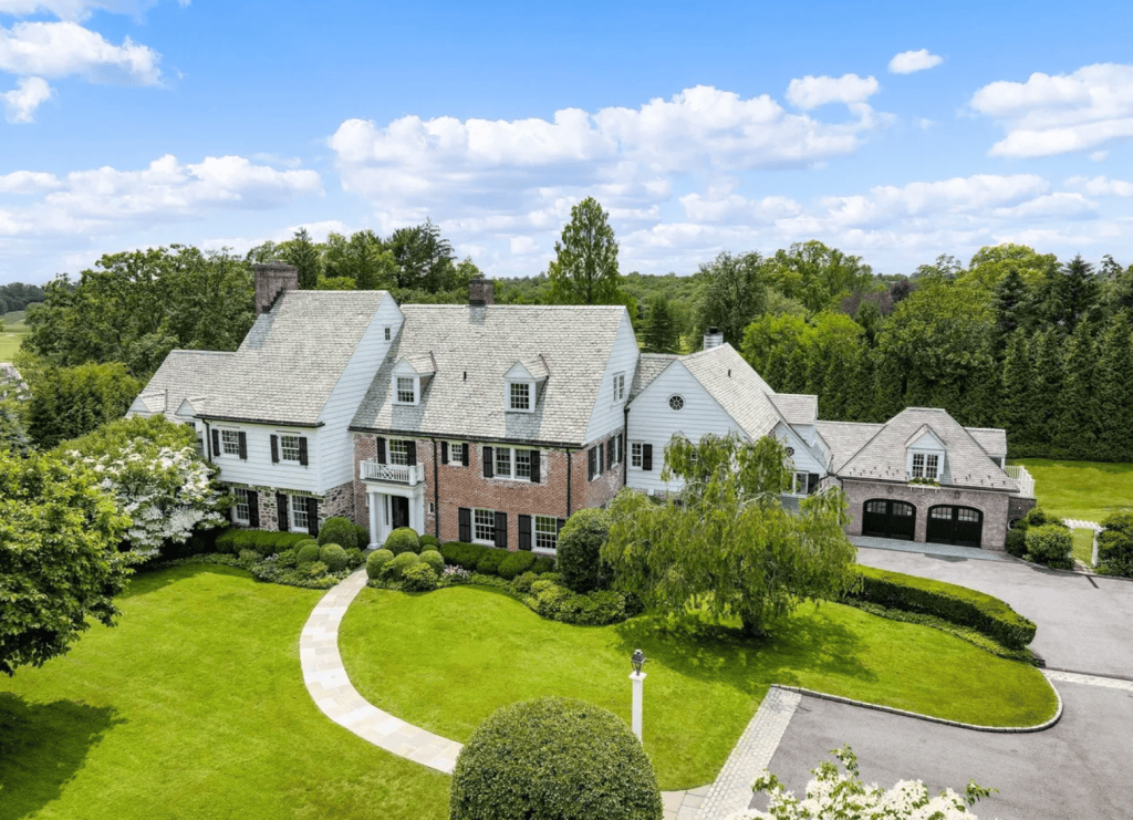25 hilltop Place, Rye