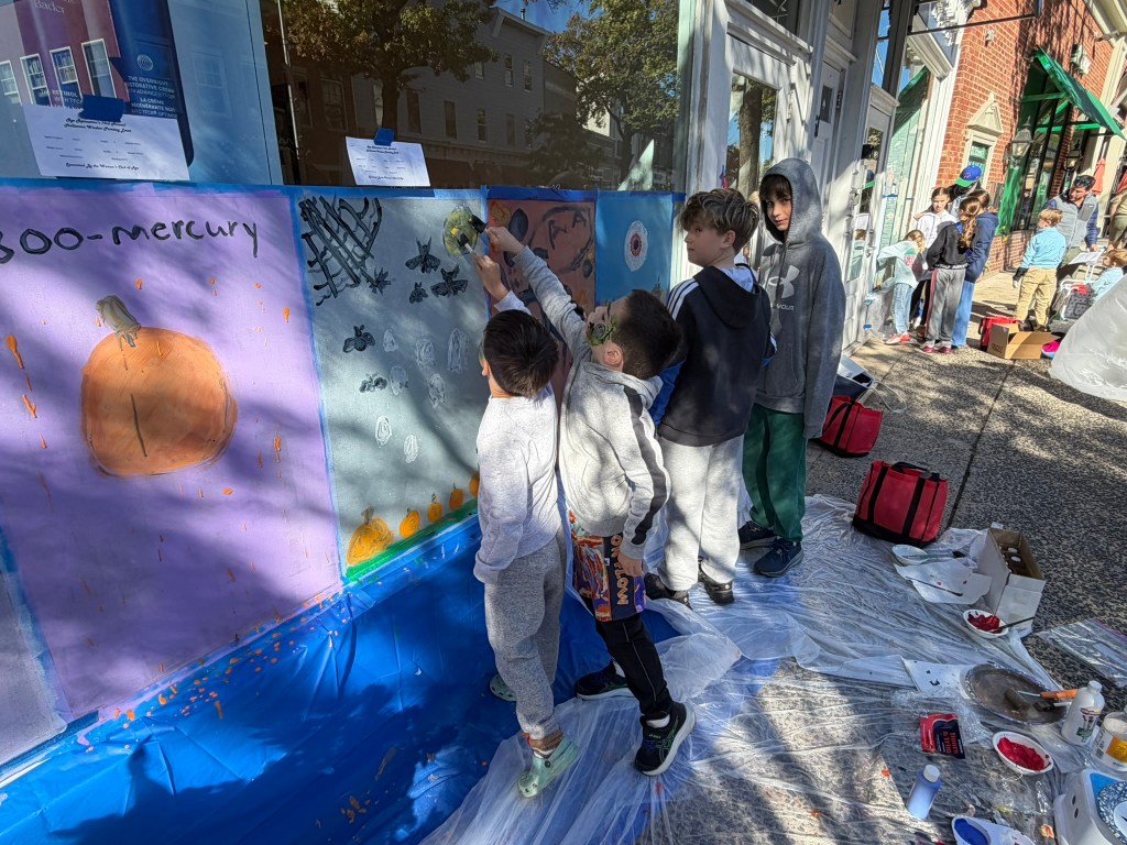 Halloween window painting