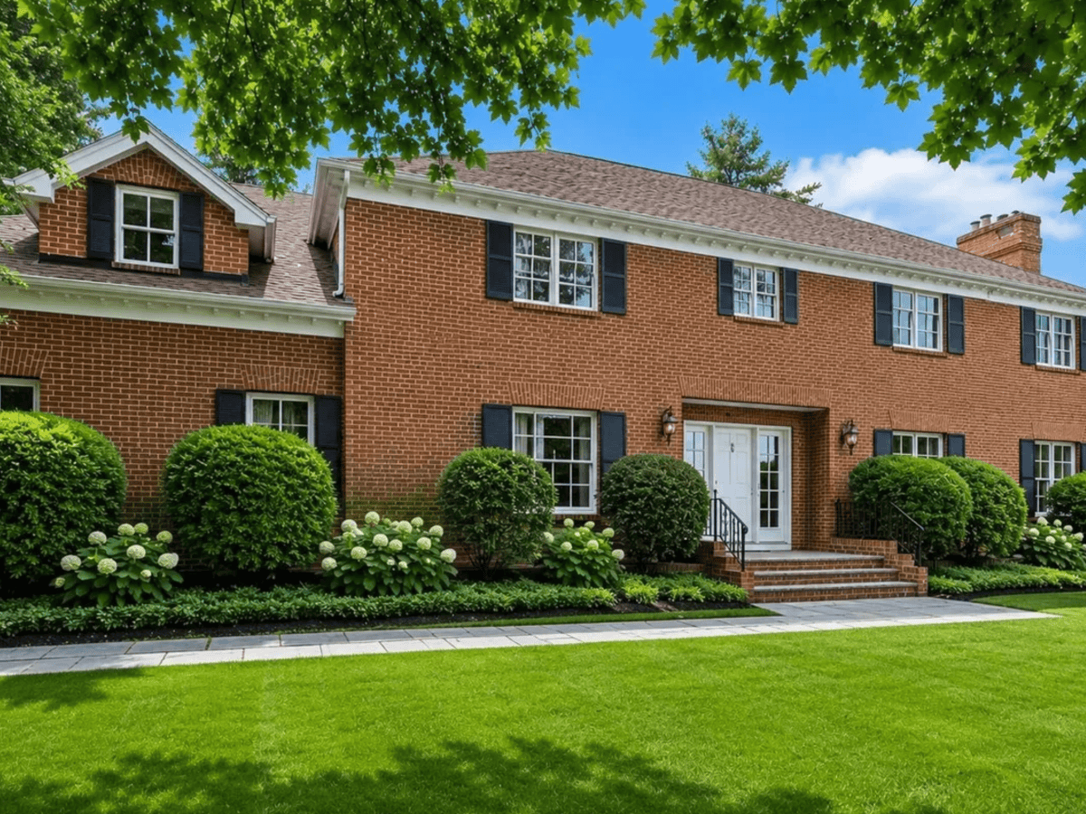 One Open House in Rye this Weekend (Oct 31-Nov 1)
