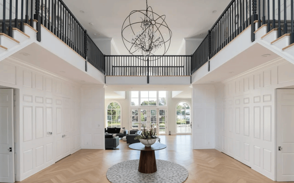 117 Meadow Road, Riverside